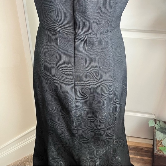 Halston Heritage Evening Sleeveless Jacquard Metallic Trumpet Gown Black Sz 8 - Picture 13 of 16